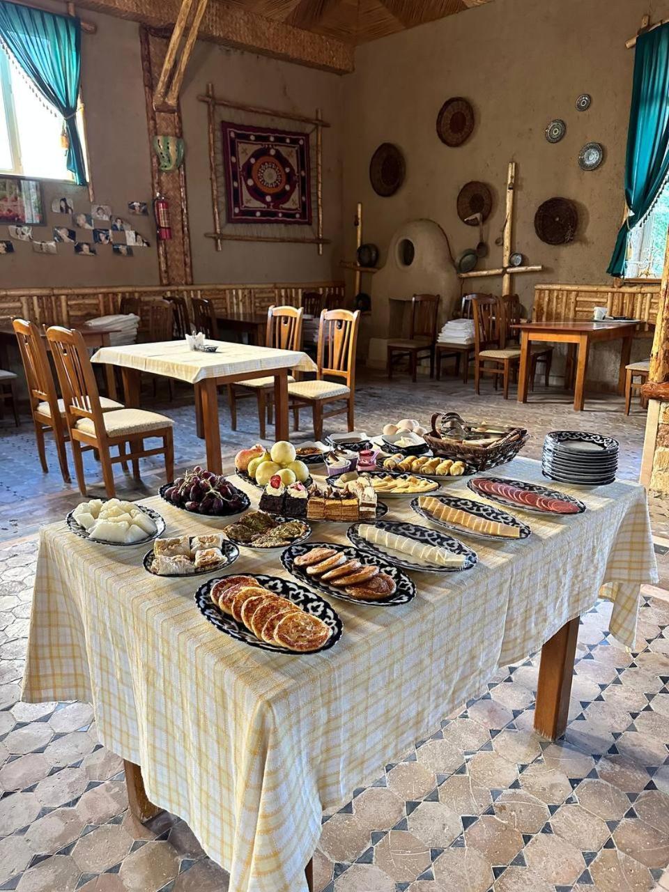 Hotel Latif Samarcande Extérieur photo